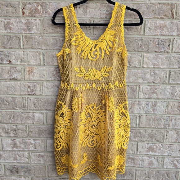 NEW Anthropologie Honeycomb Yellow Lace Dress by Yoana Baraschi $348 Size 6 - Picture 4 of 11